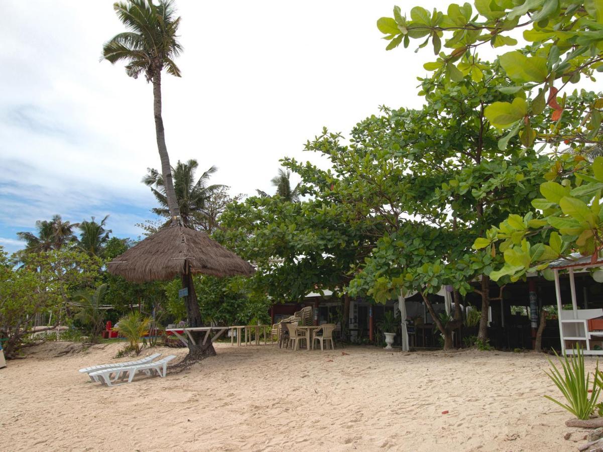 Oyo 853 Malapascua Beach And Dive Resort Ngoại thất bức ảnh