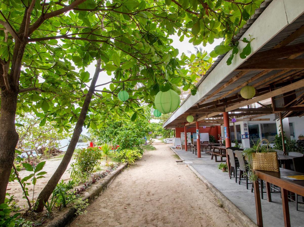 Oyo 853 Malapascua Beach And Dive Resort Ngoại thất bức ảnh