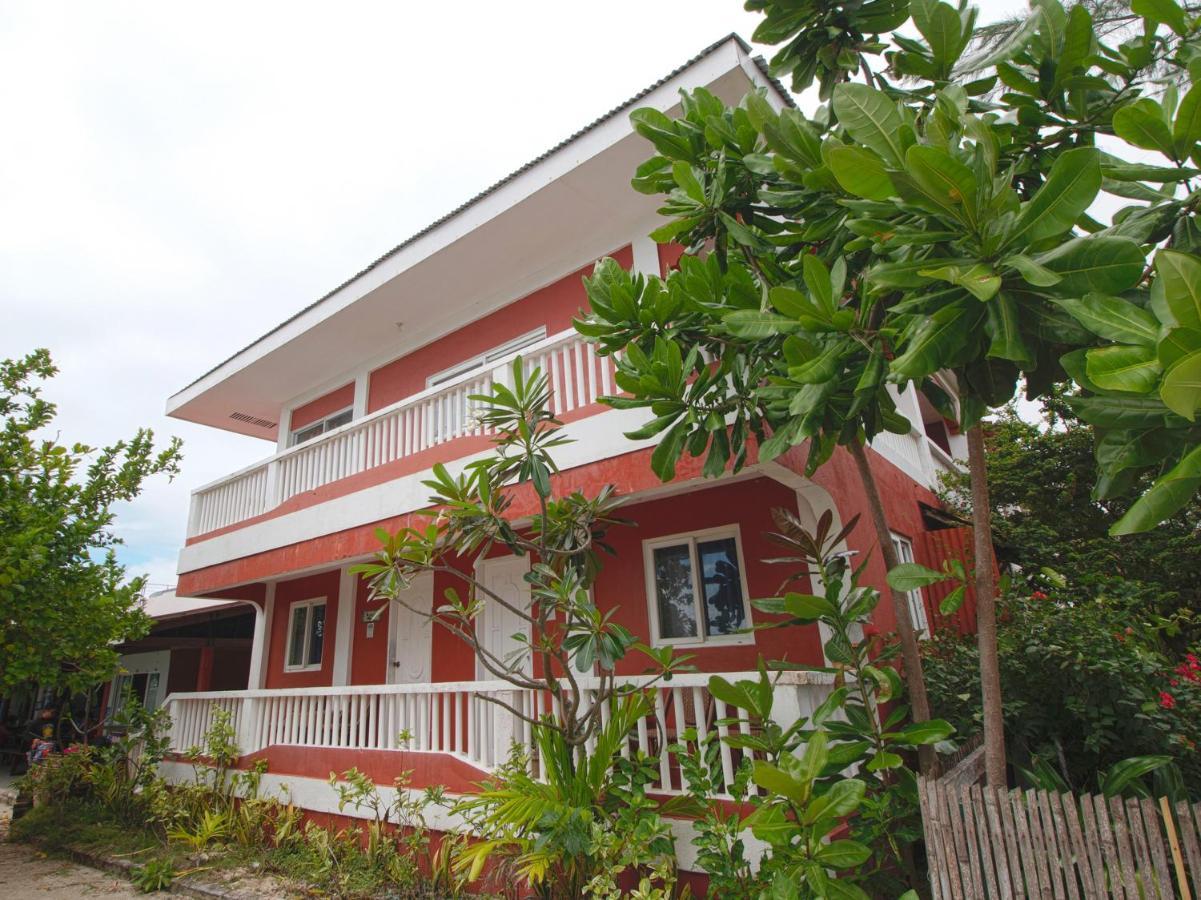 Oyo 853 Malapascua Beach And Dive Resort Ngoại thất bức ảnh